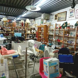 Bezoeker foto van Kringloop Warenhuis Hellevoetsluis in Hellevoetsluis