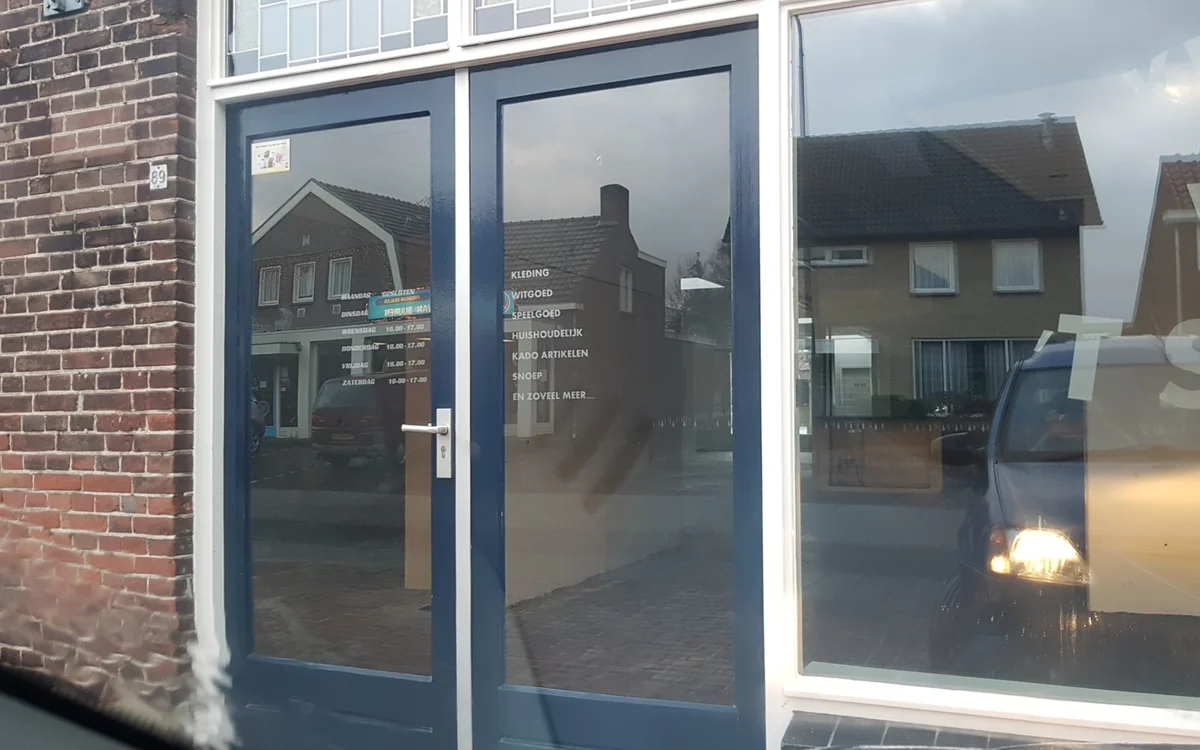 Kringloopwinkel Kringloop winkel 't Smidje in Berlicum
