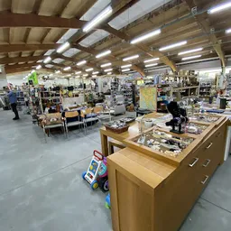 Bezoeker foto van Kringloop Woord en Daad Krimpenerwaard in Krimpen aan de Lek