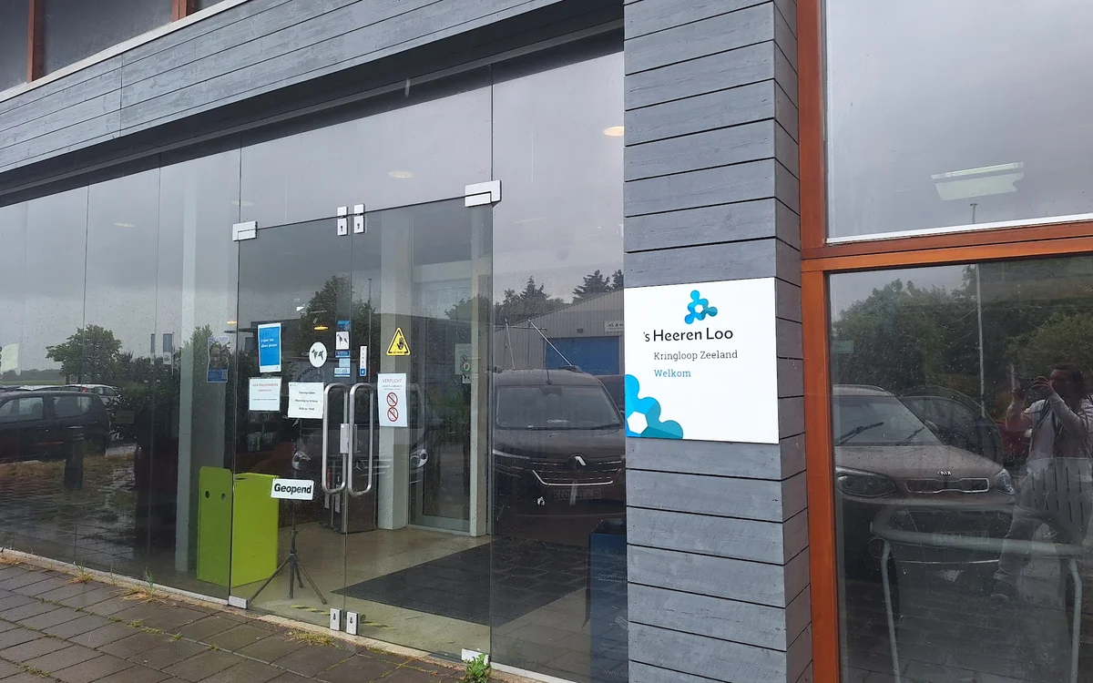 Kringloopwinkel Kringloop Zeeland Serooskerke in Serooskerke