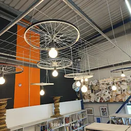 Bezoeker foto van Kringloopbedrijf Oss in Oss