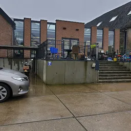 Bezoeker foto van Kringloopcentrum Altena in Almkerk