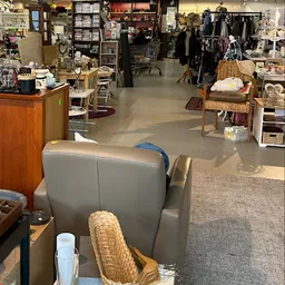 Bezoeker foto van Kringloopcentrum "De Liemers" in 's-Heerenberg