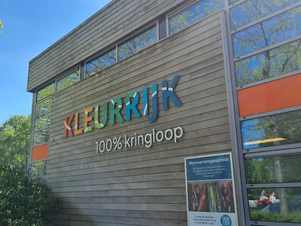 Kringloopwinkel KringloopCentrum Eemnes in Eemnes