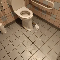 Bezoeker foto van KringloopCentrum Eemnes in Eemnes