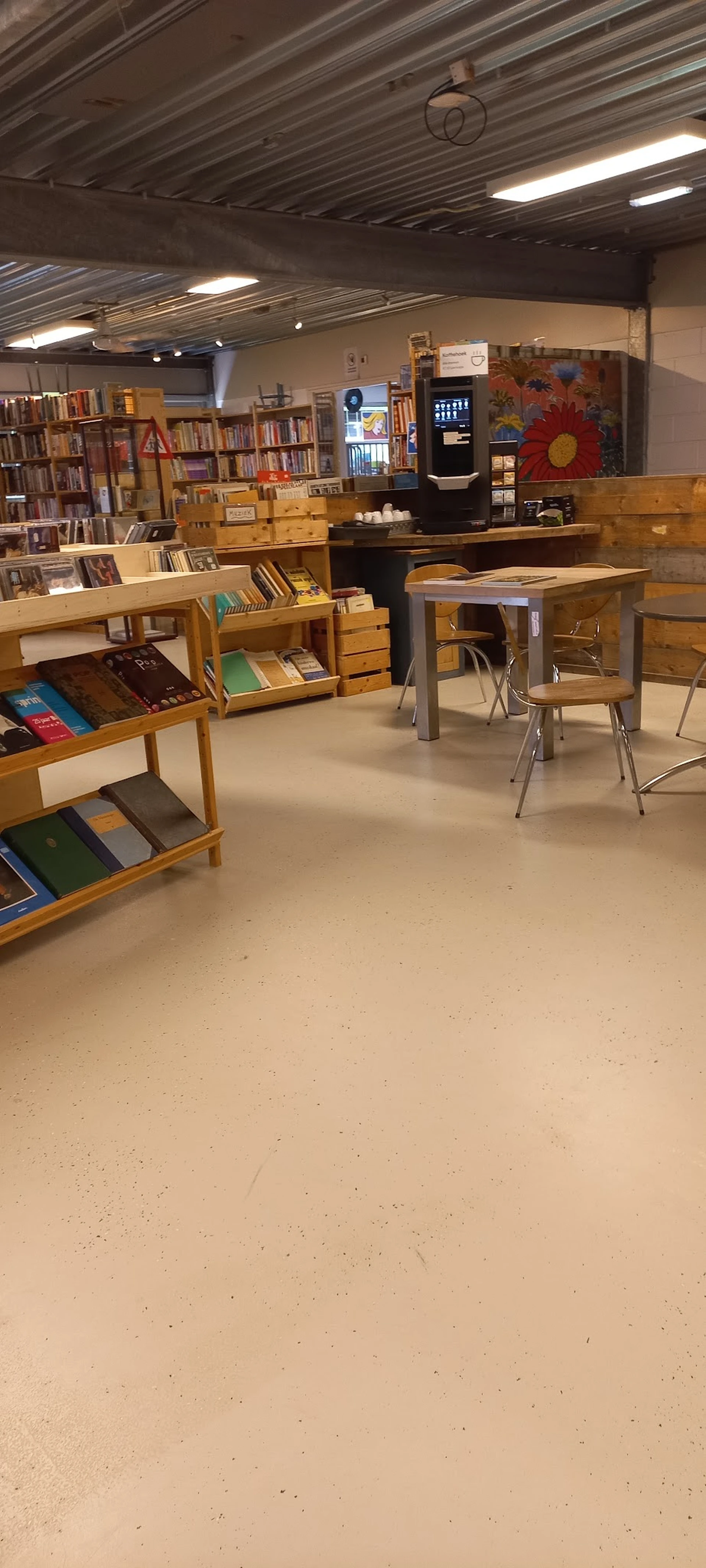 Bezoeker foto van KringloopCentrum Eemnes in Eemnes