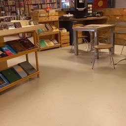 Bezoeker foto van KringloopCentrum Eemnes in Eemnes