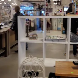 Bezoeker foto van KringloopCentrum Eemnes in Eemnes