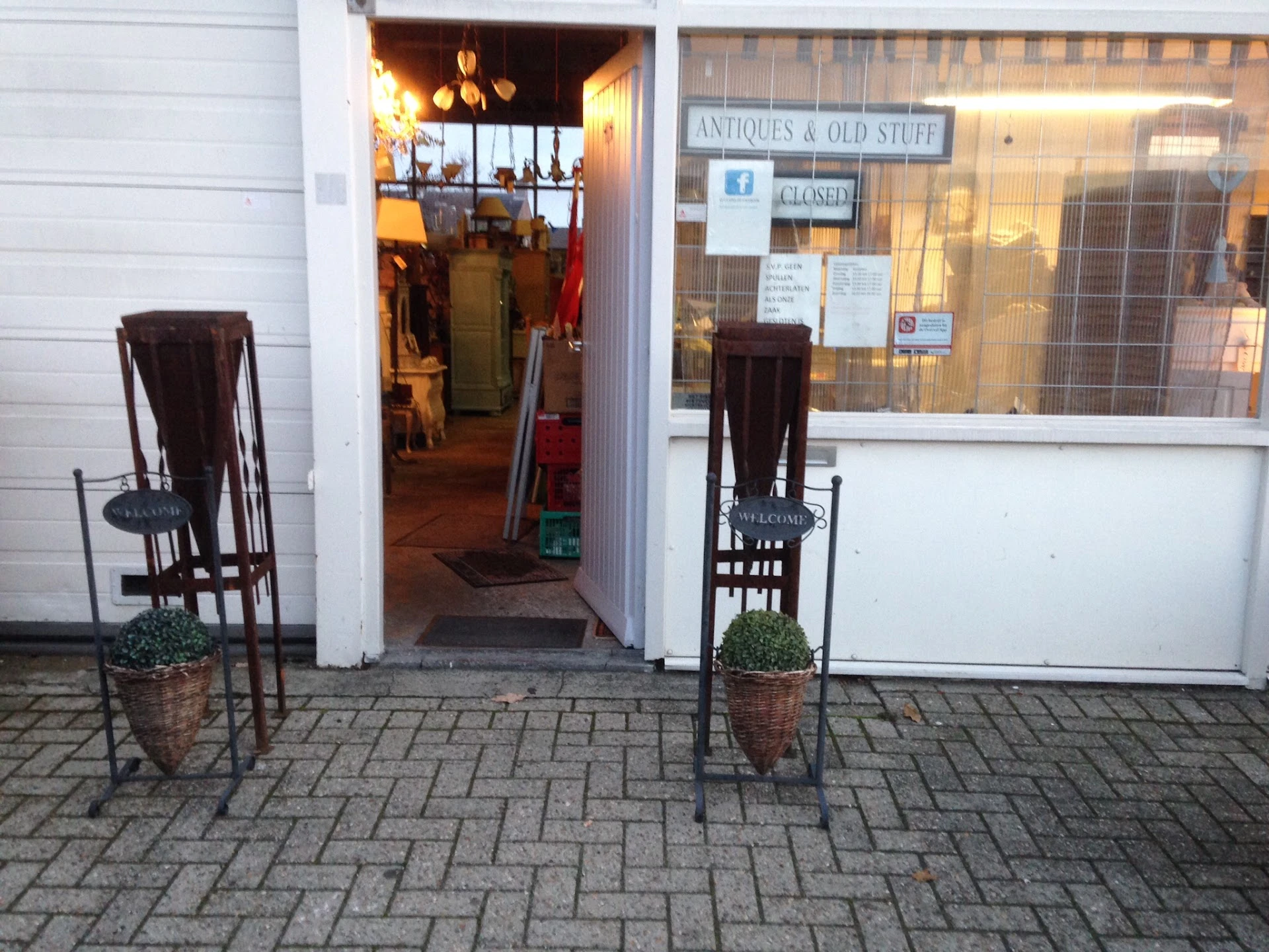 Kringloopwinkel Kringloopcentrum weert in Weert