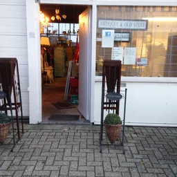 Kringloopwinkel Kringloopcentrum weert in Weert