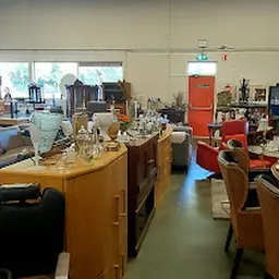 Bezoeker foto van Kringloophal Oosterwolde in Oosterwolde