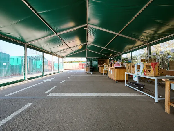 Kringloopwinkel Kringloopplein Nieuw-Lekkerland in Nieuw-Lekkerland