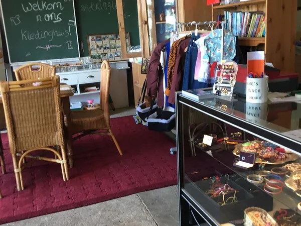 Kringloopwinkel in Waardenburg