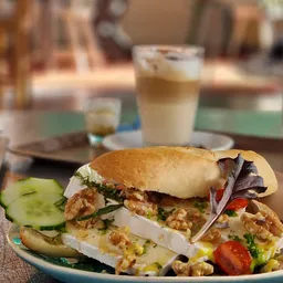 Bezoeker foto van Kringloopwarenhuis Het Goed Deventer in Deventer