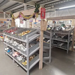 Bezoeker foto van Kringloopwarenhuis Het Goed Eindhoven in Eindhoven