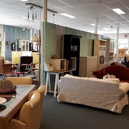 Bezoeker foto van Kringloopwarenhuis Het Goed Emmeloord in Emmeloord