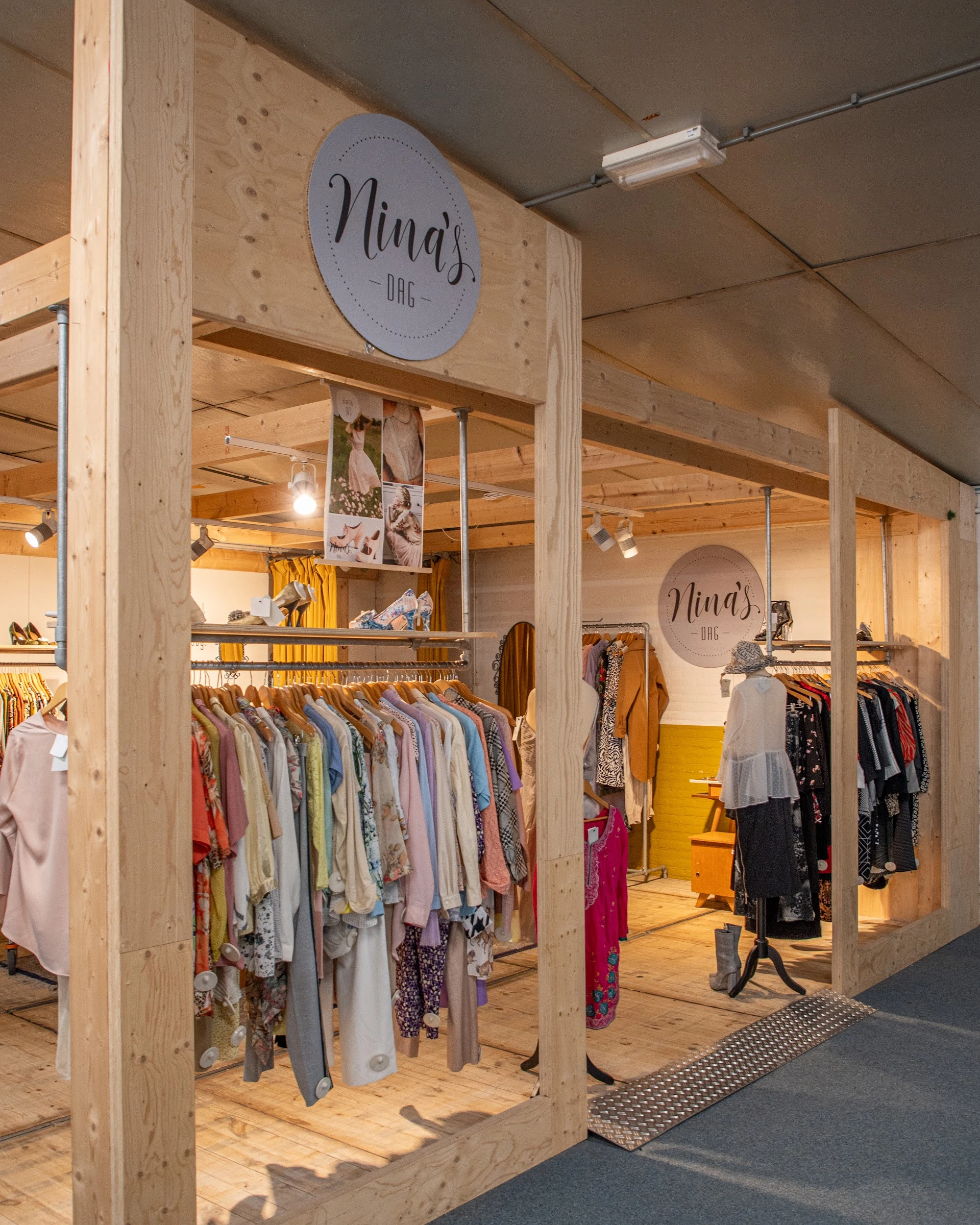 Kringloopwarenhuis Het Goed Emmen in Emmen met tweedehands boeken, gereedschappen en huis- en inrichting