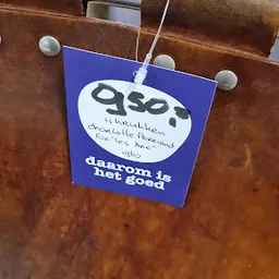 Bezoeker foto van Kringloopwarenhuis Het Goed Enschede in Enschede