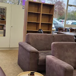 Bezoeker foto van Kringloopwarenhuis Het Goed Enschede in Enschede