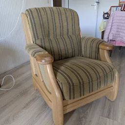 Bezoeker foto van Kringloopwarenhuis Het Goed Enschede in Enschede