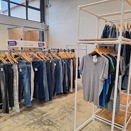 Bezoeker foto van Kringloopwarenhuis Het Goed Geldrop in Geldrop