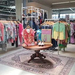 Bezoeker foto van Kringloopwarenhuis Het Goed Geldrop in Geldrop