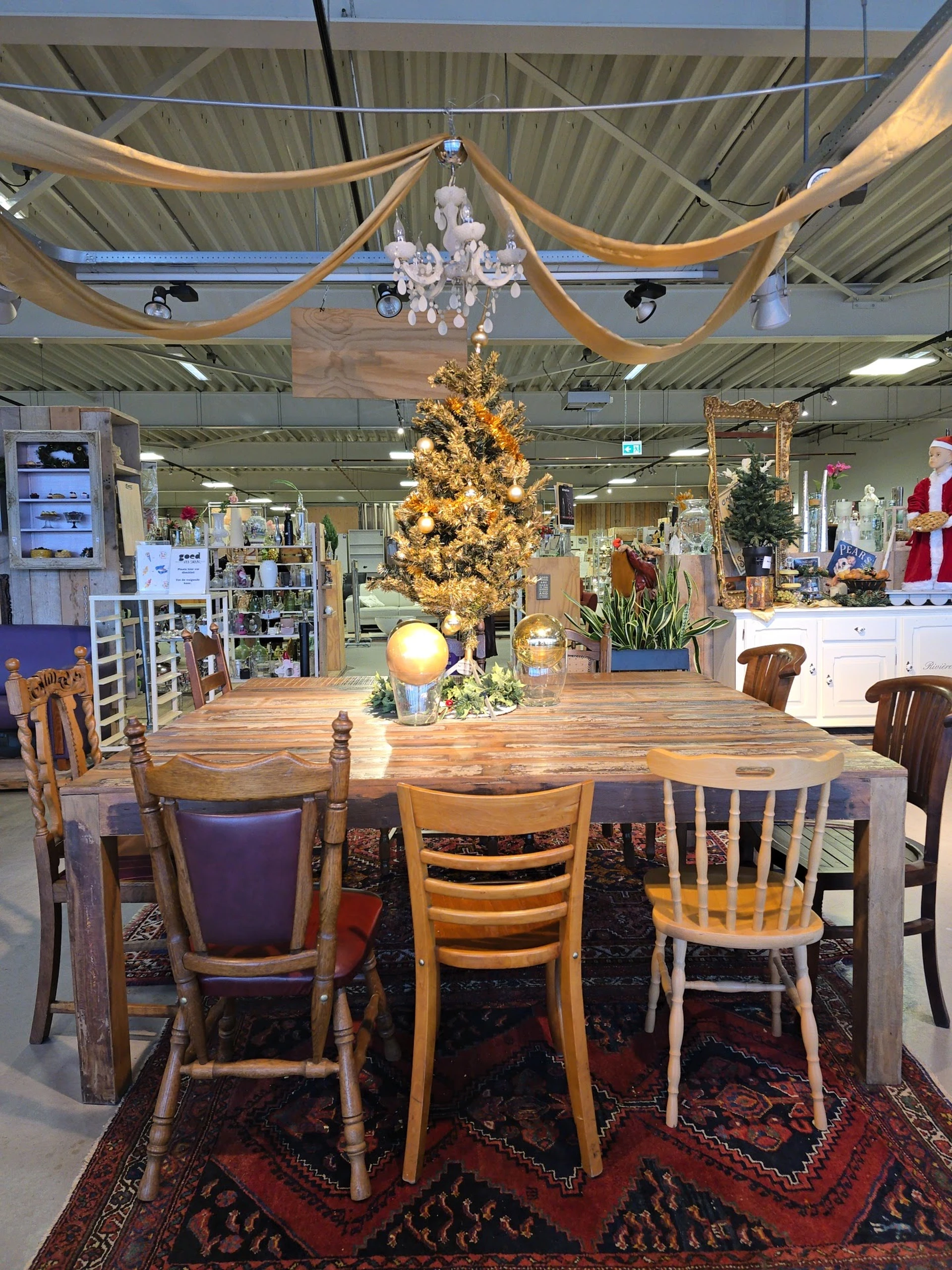 Kringloopwinkel Kringloopwarenhuis Het Goed Harderwijk in Harderwijk