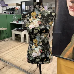 Bezoeker foto van Kringloopwarenhuis Het Goed Harderwijk in Harderwijk