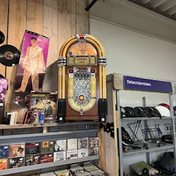 Bezoeker foto van Kringloopwarenhuis Het Goed Harderwijk in Harderwijk