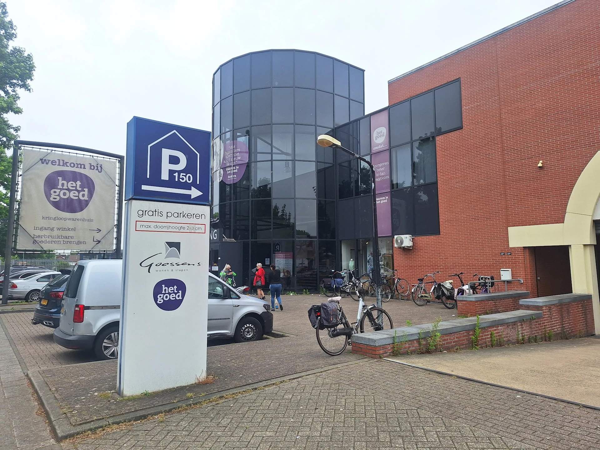 Bezoeker foto van Kringloopwarenhuis Het Goed Roermond in Roermond