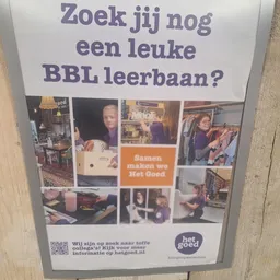 Poster met collage van foto's en tekst over BBL-leerlingen