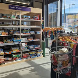 Bezoeker foto van Kringloopwarenhuis Het Goed Tiel in Tiel