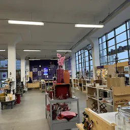 Bezoeker foto van Kringloopwarenhuis Het Goed Zaandam in Zaandam