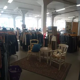 Bezoeker foto van Kringloopwarenhuis Het Goed Zaandam in Zaandam