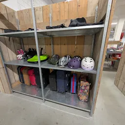 Bezoeker foto van Kringloopwarenhuis Het Goed Zaandam in Zaandam