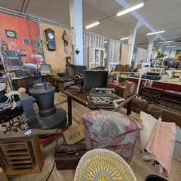 Bezoeker foto van Kringloopwarenhuis Het Goed Zaandam in Zaandam