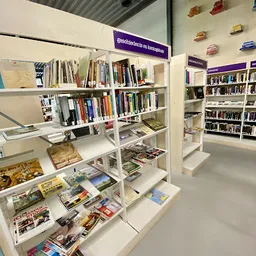 Bezoeker foto van Kringloopwarenhuis Het Goed Zoetermeer in Zoetermeer