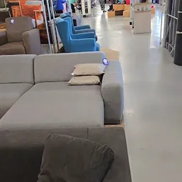 Bezoeker foto van Kringloopwarenhuis Het Goed Zoetermeer in Zoetermeer