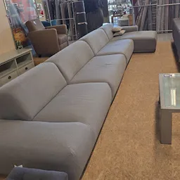 Bezoeker foto van Kringloopwarenhuis Het Goed Zoetermeer in Zoetermeer