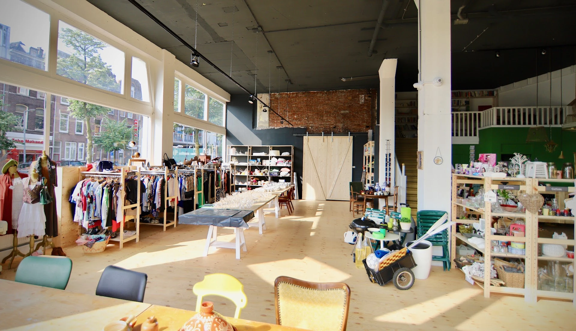 Foto gedeeld door eigenaar van Kringloopwinkel Afrikaanderplein in Rotterdam