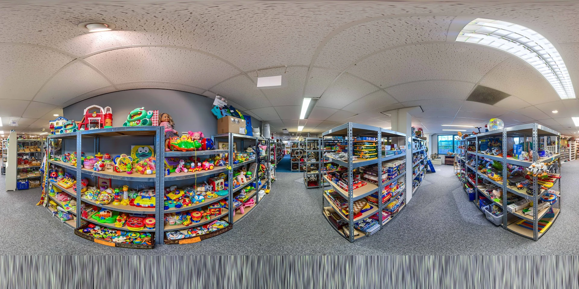 Kringloopwinkel Kringloopwinkel Alkemade in Roelofarendsveen