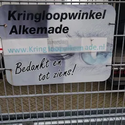 Bezoeker foto van Kringloopwinkel Alkemade in Roelofarendsveen