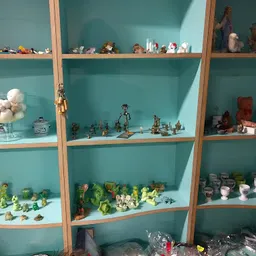 Bezoeker foto van Kringloopwinkel Alkemade in Roelofarendsveen