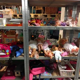 Bezoeker foto van Kringloopwinkel Alkemade in Roelofarendsveen