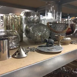 Bezoeker foto van Kringloopwinkel Alkemade in Roelofarendsveen