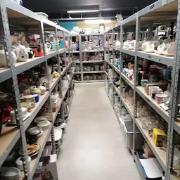 Bezoeker foto van Kringloopwinkel Alkemade in Roelofarendsveen