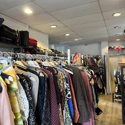 Bezoeker foto van Kringloopwinkel in Amsterdam