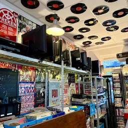 Bezoeker foto van Kringloopwinkel in Amsterdam