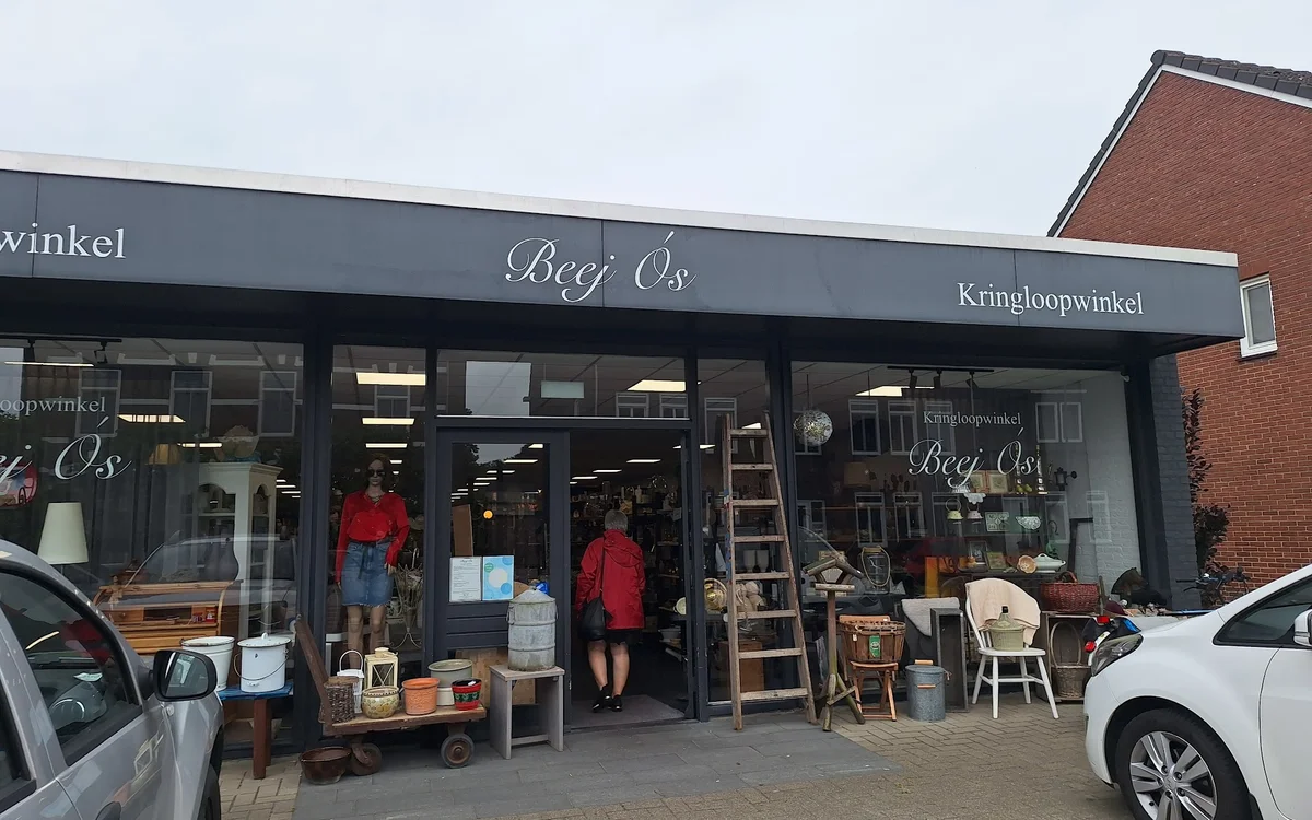 Kringloopwinkel Kringloopwinkel Beej Ós in Baexem