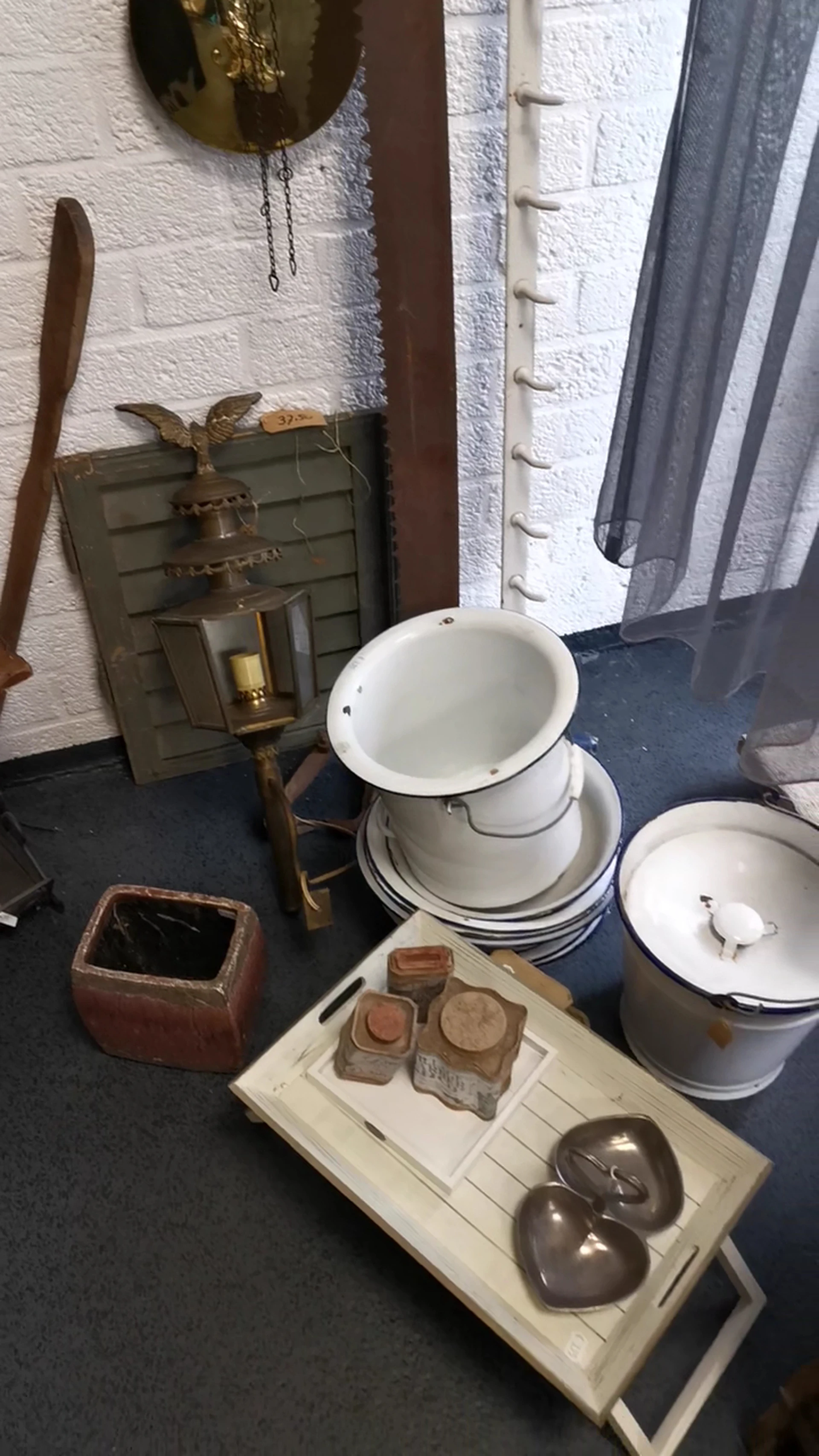 Kringloopwinkel Kringloopwinkel Beej Ós in Baexem